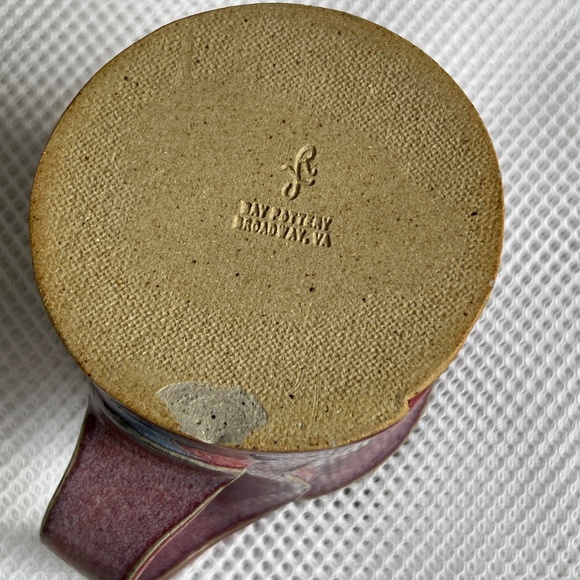 Bay Pottery Mug Broadway VA Coffee Tea Purple Glaze 4" Tall Holds 12 ozs Nick - Picture 5 of 9